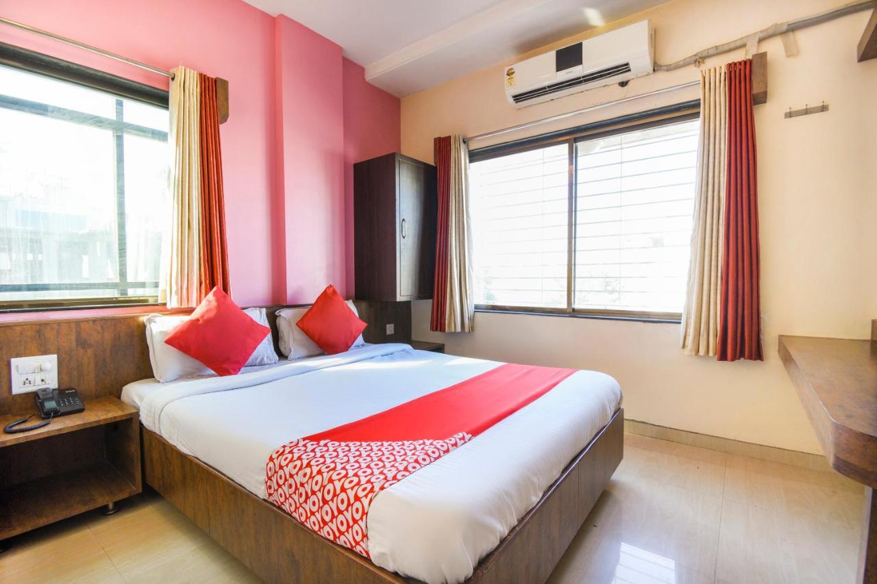 Sai Palkhi Hotel Shirdi Exterior foto